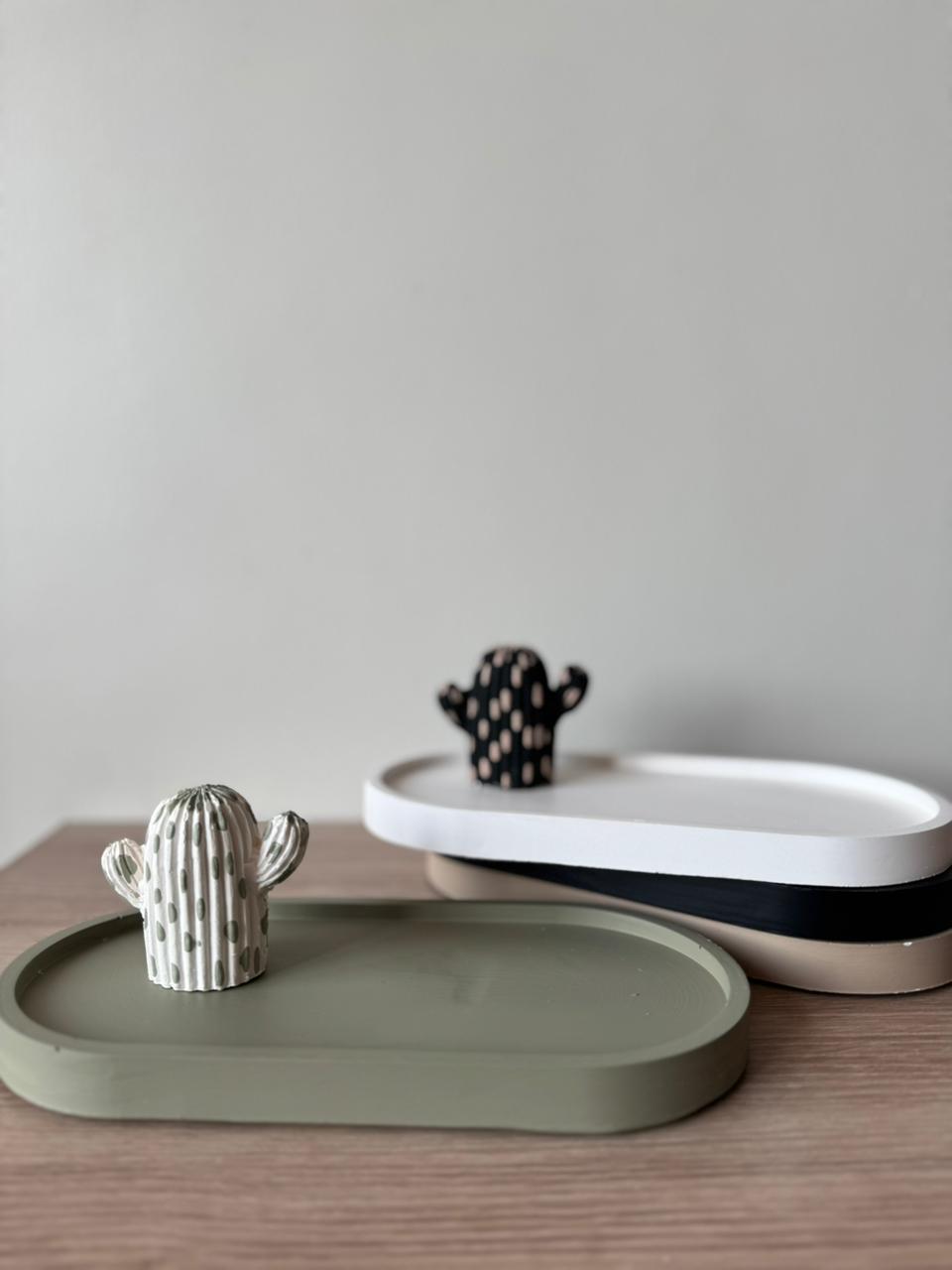 OVAL TRAY