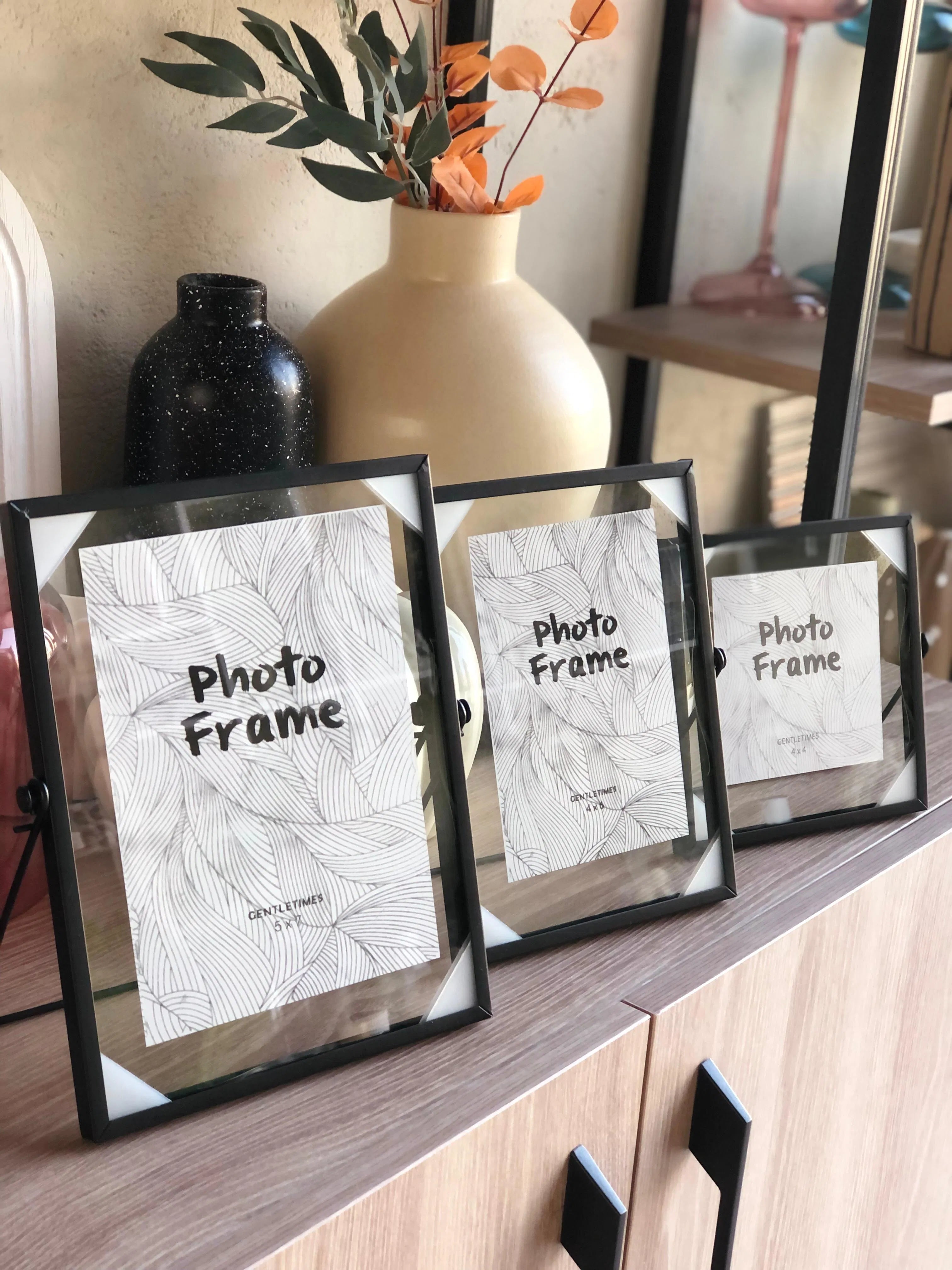 PHOTO FRAME