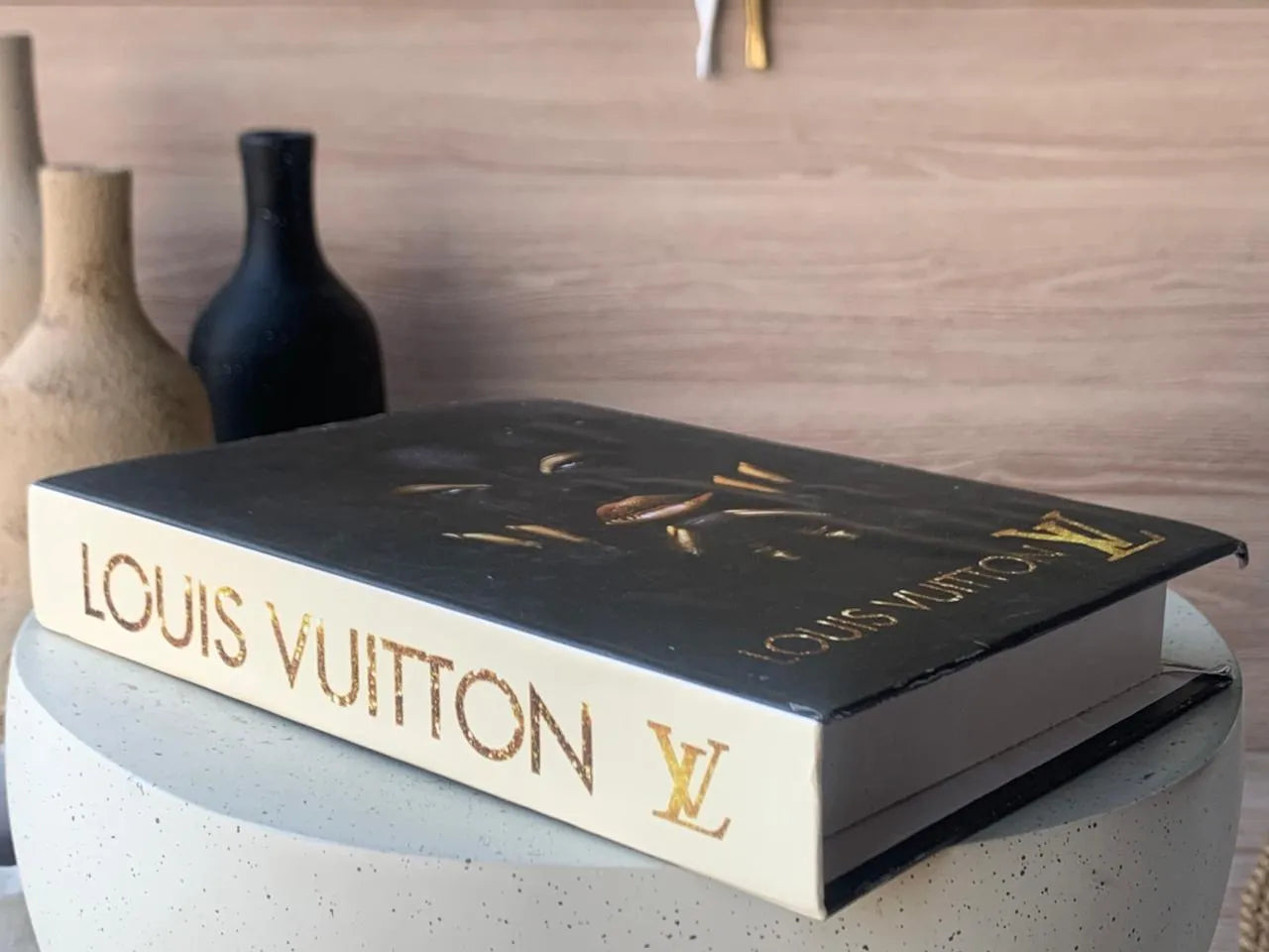 LOUIS VUITTON