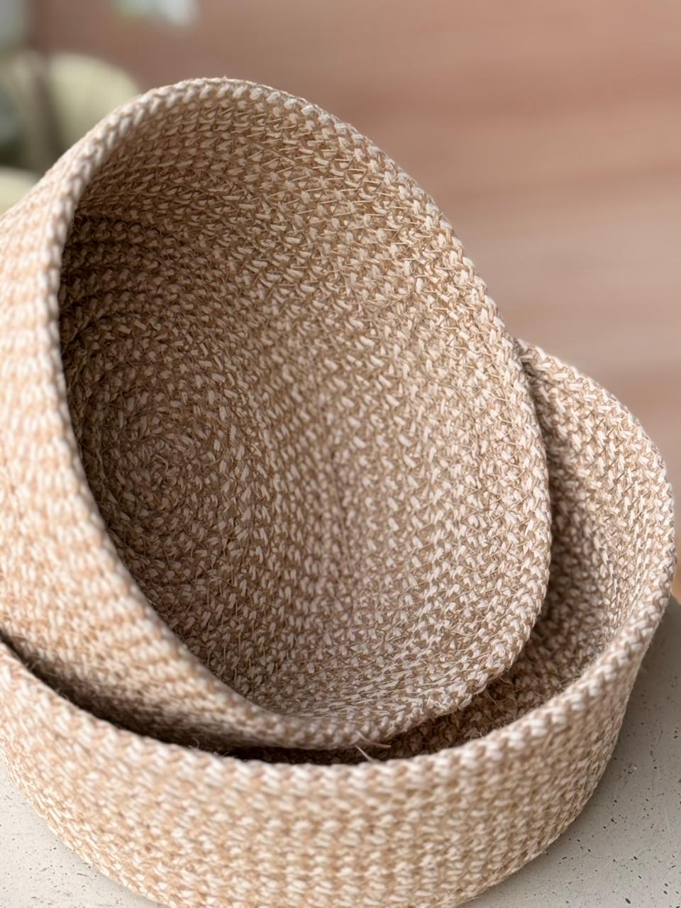 WOVEN POT