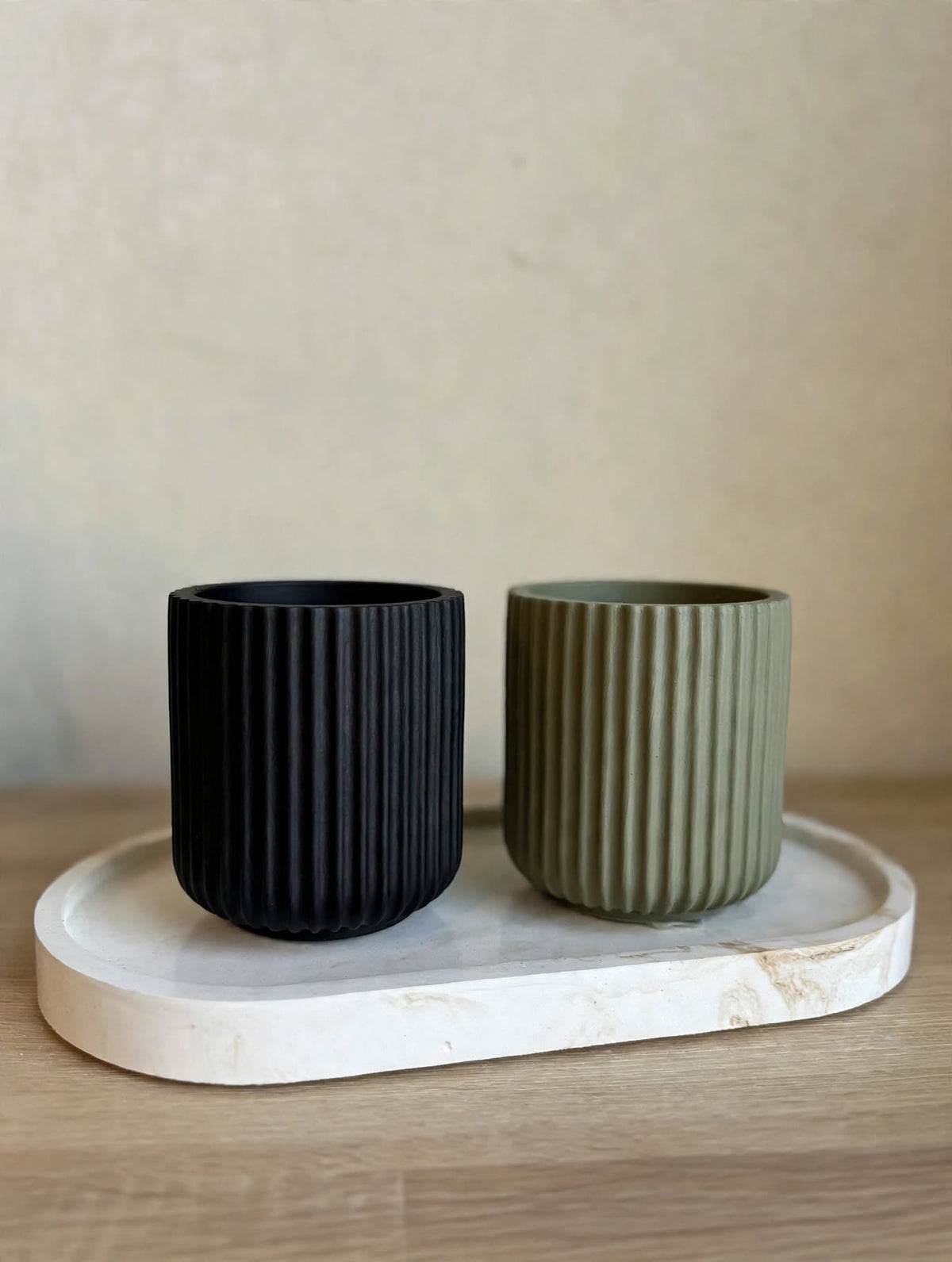 ROUND STRIPPED VASE